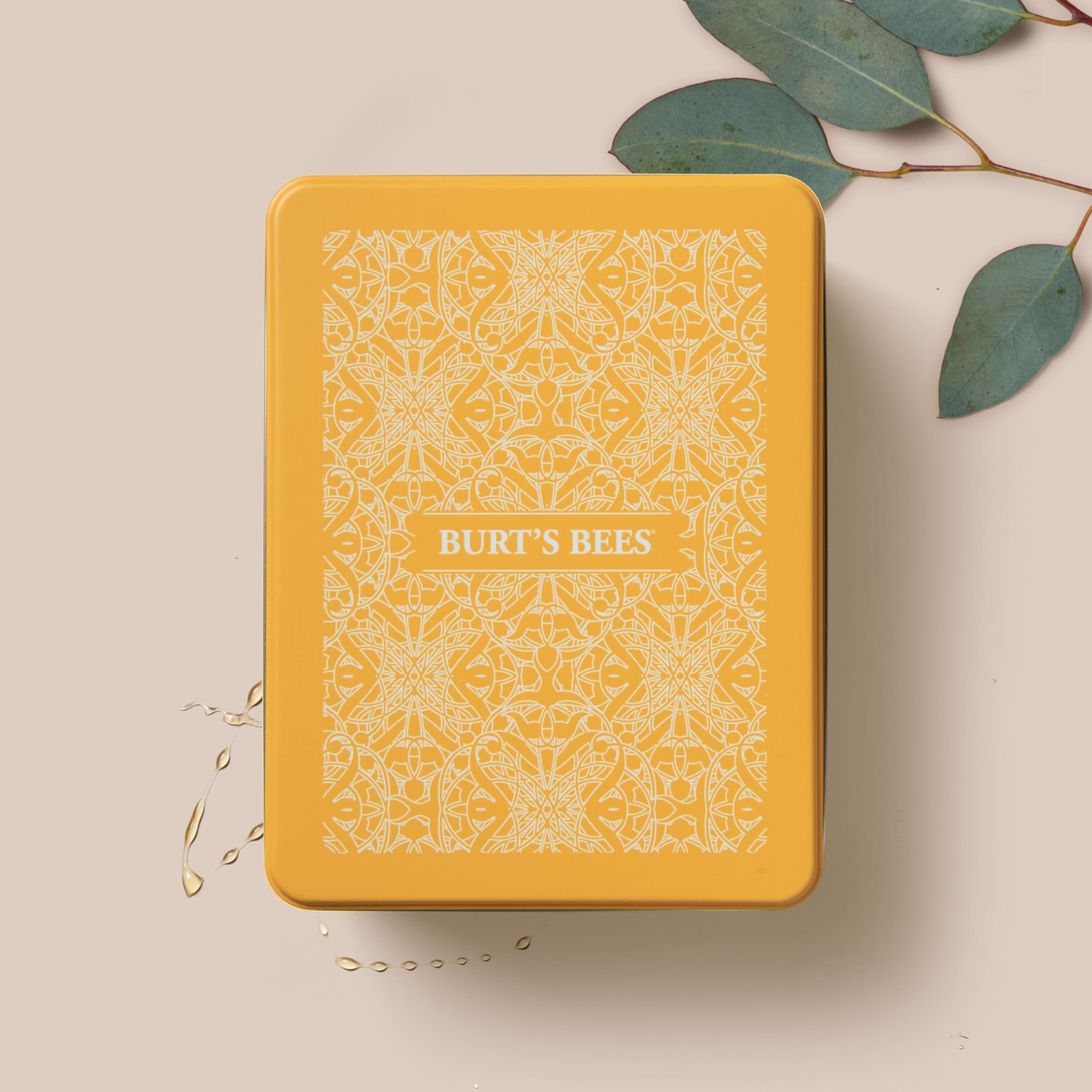 Merry & Bright Burt's Bees Classic Gift Set – 6-Piece Natural Skincare Collection