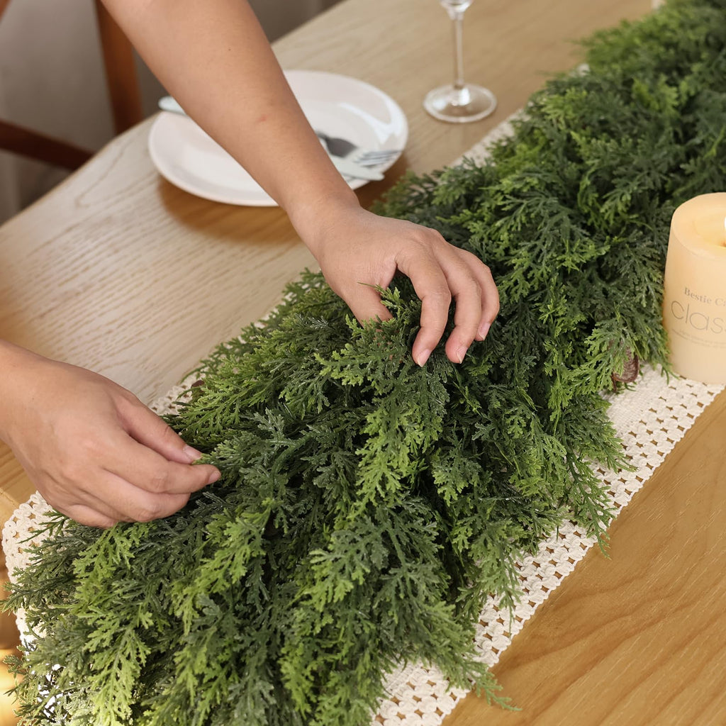 Merry & Bright Christmas Cedar Garland - 16ft