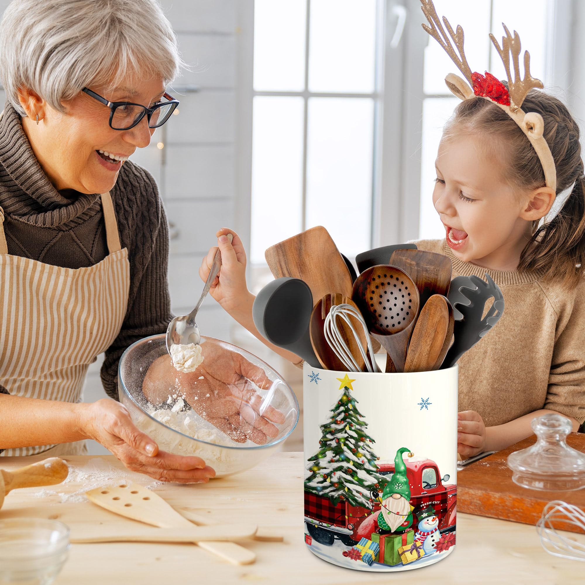Merry & Bright: Christmas Gnome Kitchen Utensil Holder – Holiday Décor Ceramic