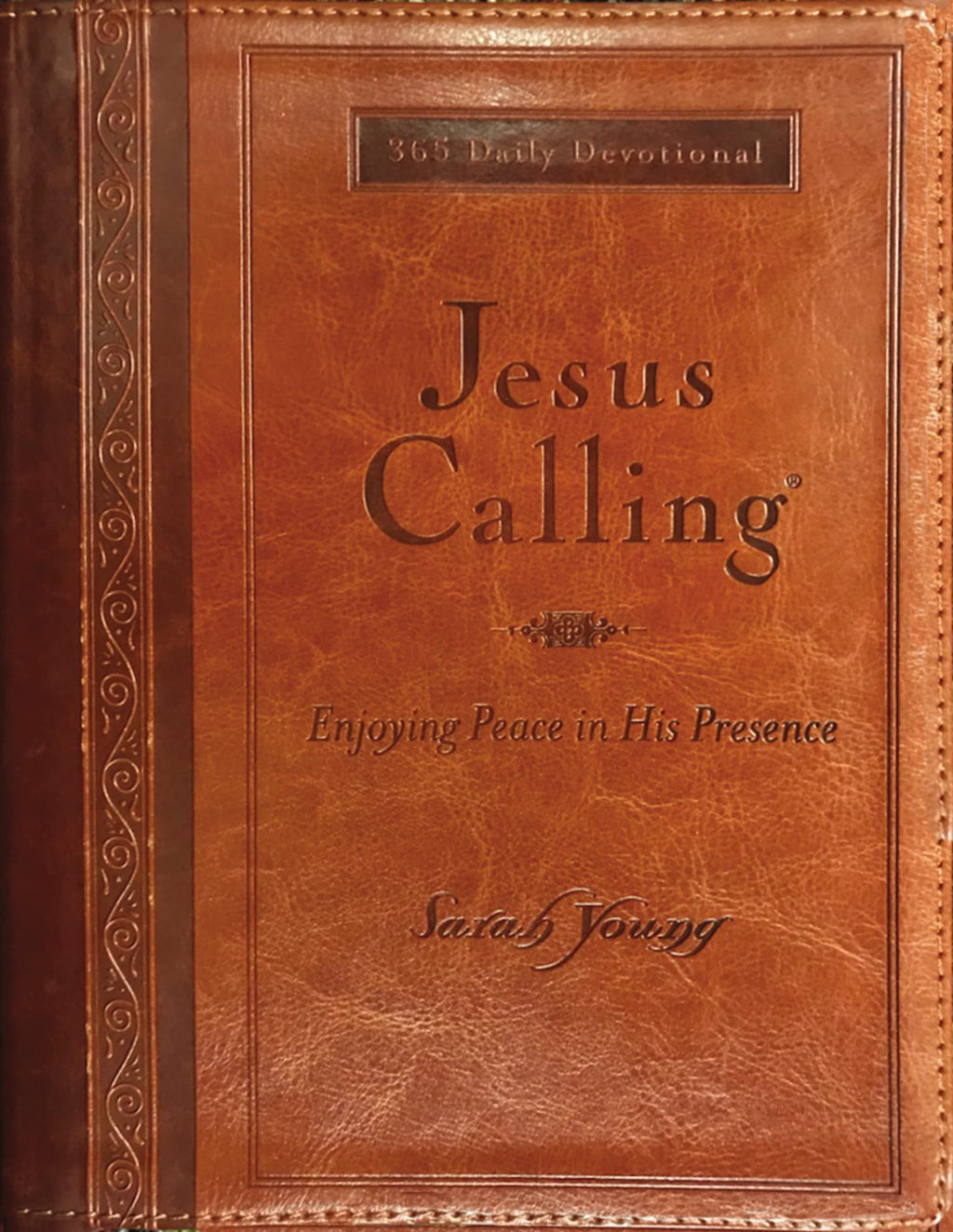Merry & Bright Jesus Calling (365-day Devotional)