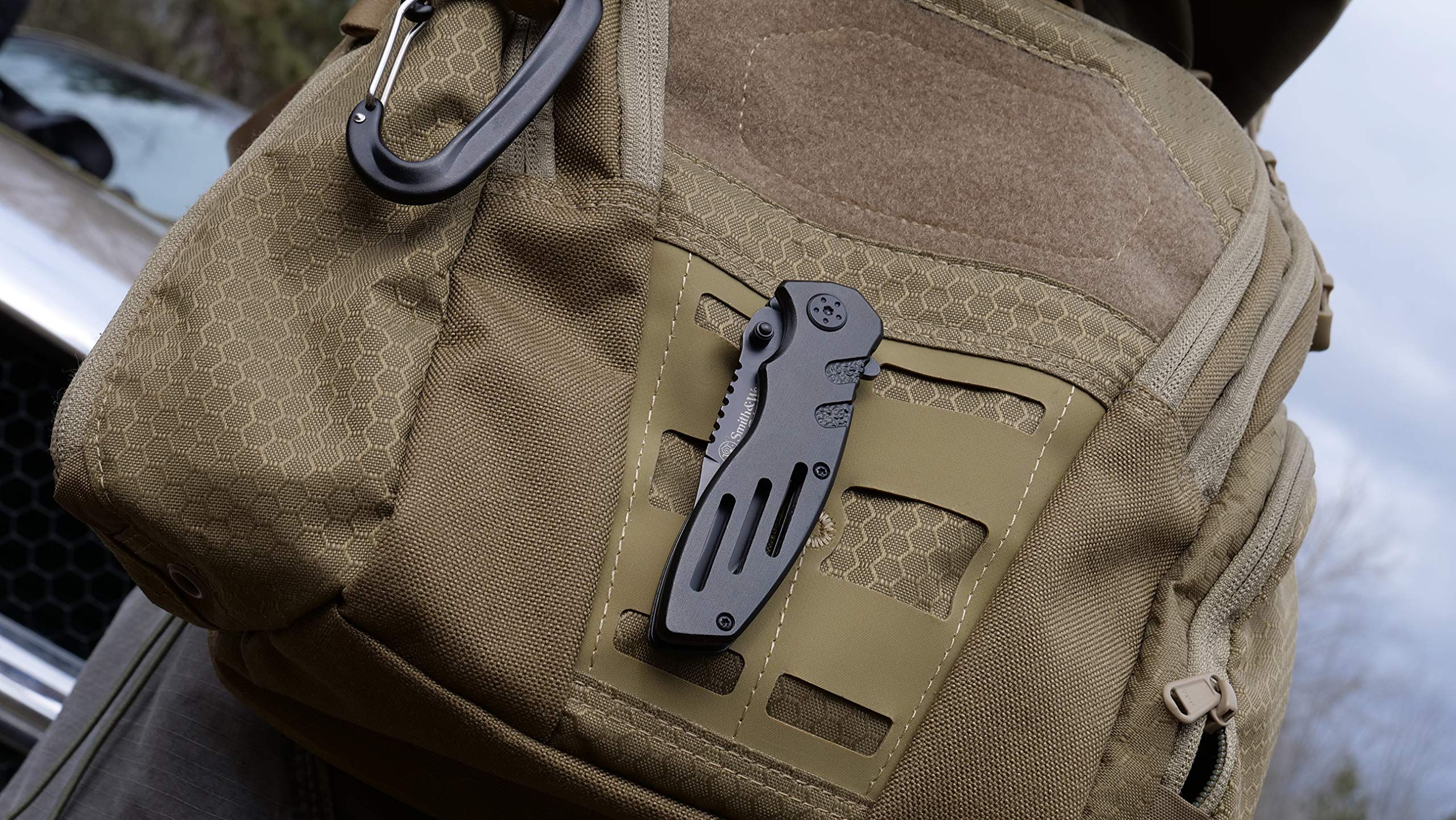 Merry & Bright Smith & Wesson Extreme Ops Folding Knife