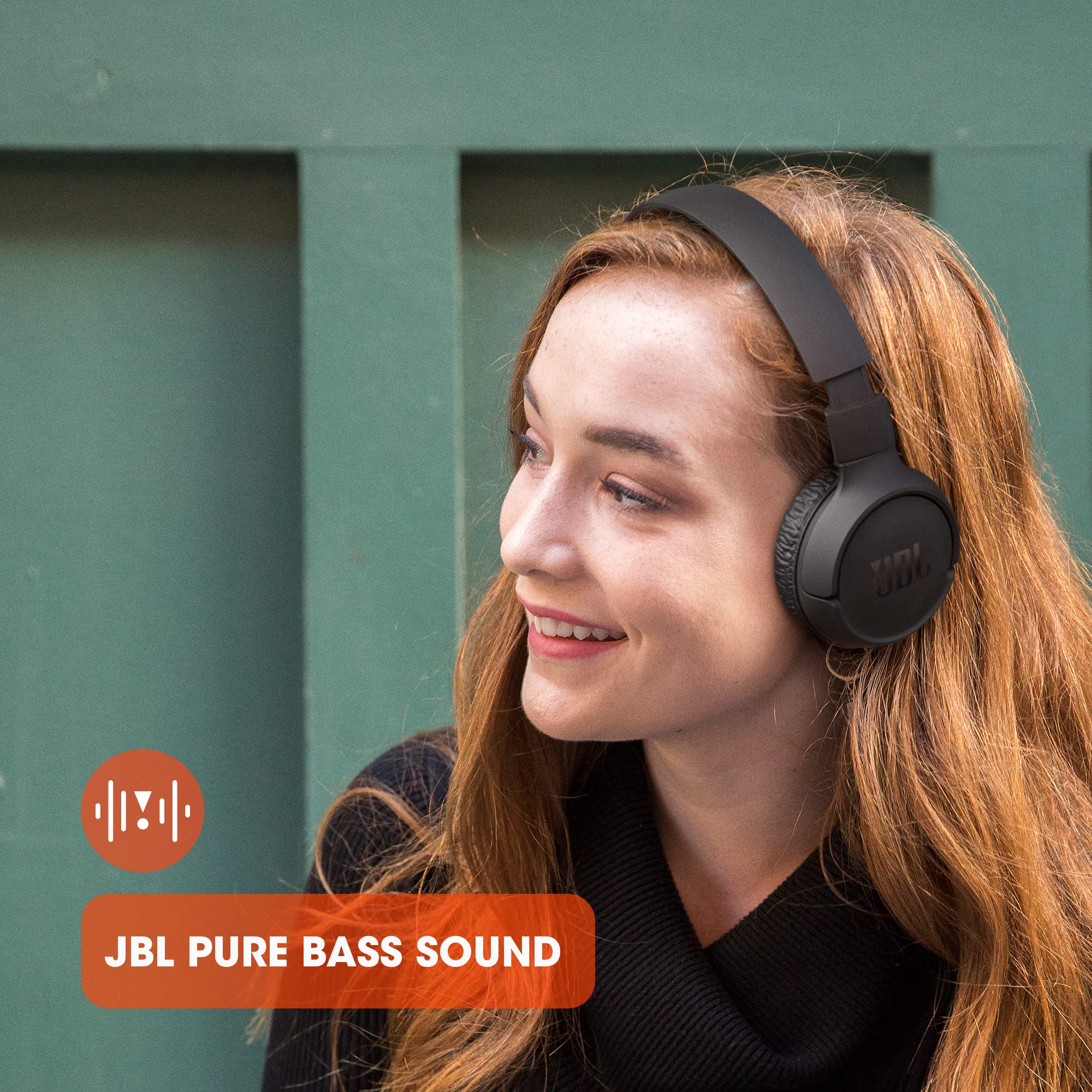 Merry & Bright JBL Bluetooth headphones with up to 40 hours battery